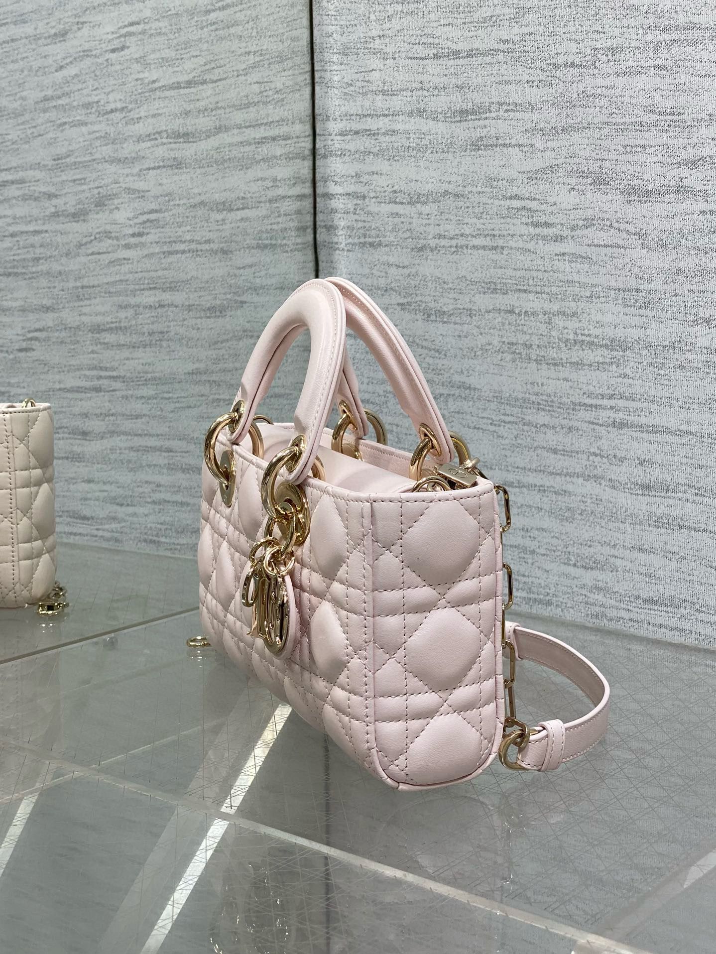Dior Small Lady D-Joy Bag Cannage Lambskin M0613 Light Pink Dior Small Lady D-Joy Bag Cannage Lambskin M0613 Light Pink