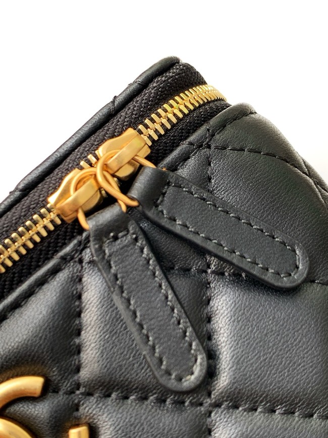 CHANEL Lambskin Vanity with Chain AP3940 black