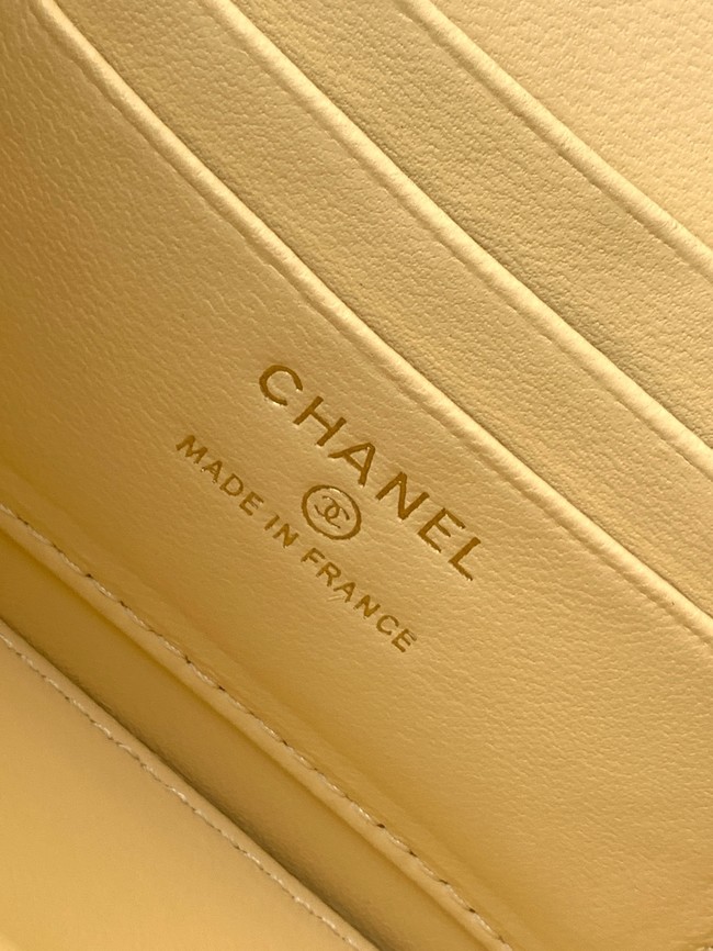CHANEL Lambskin Vanity with Chain AP3940 yellow