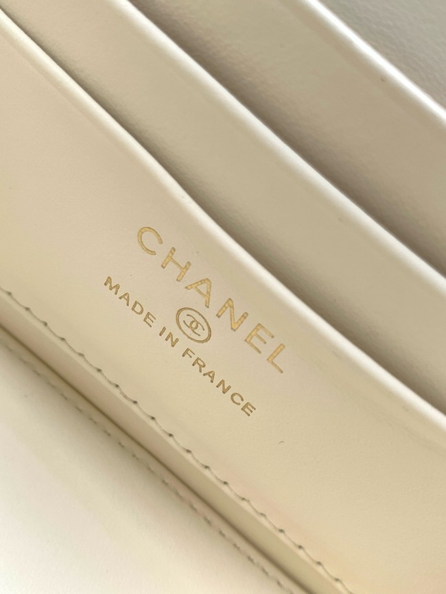 CHANEL Classic Small Vanity with Chain AP4799 white
