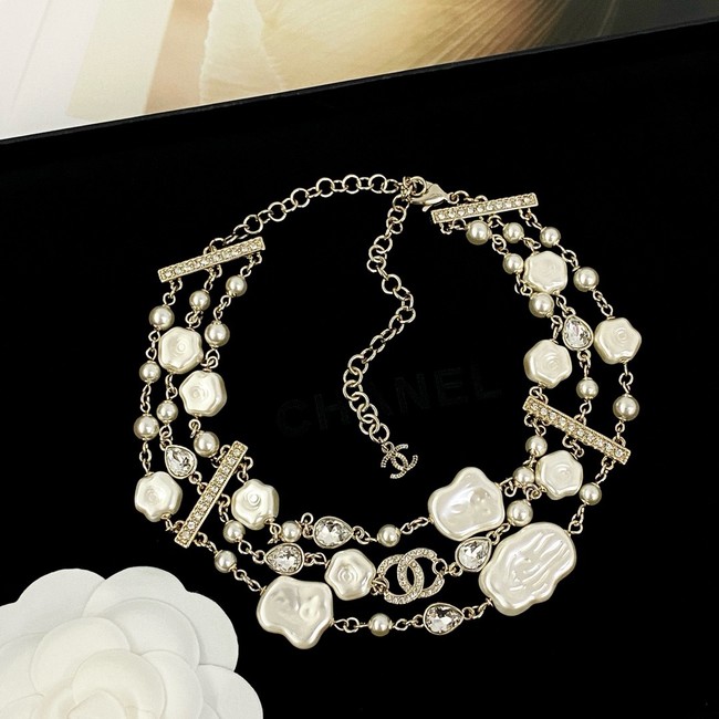 Chanel necklace CE81010