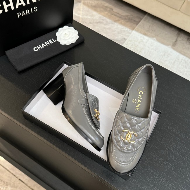 Chanel Mocassins Lambskin 45026-24