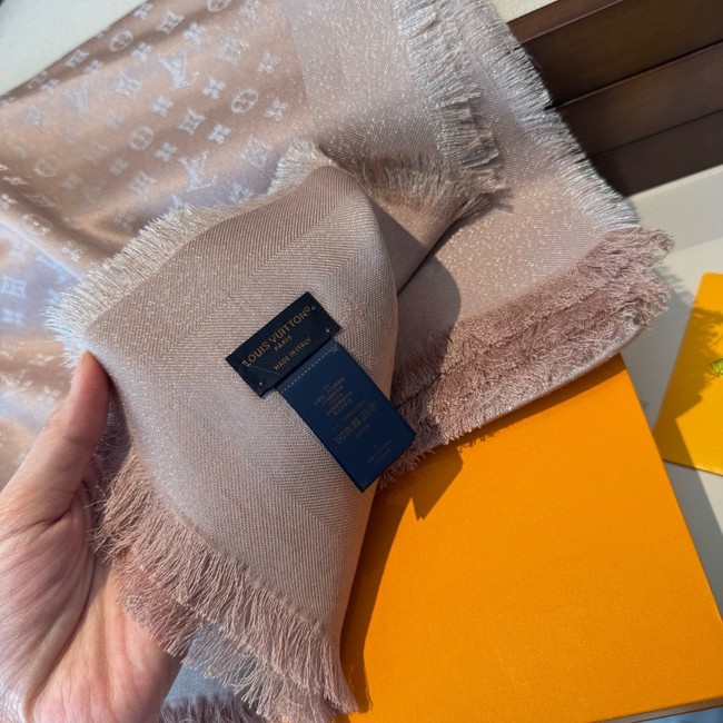 Louis Vuitton Monogram Classic Shawl M97743-2