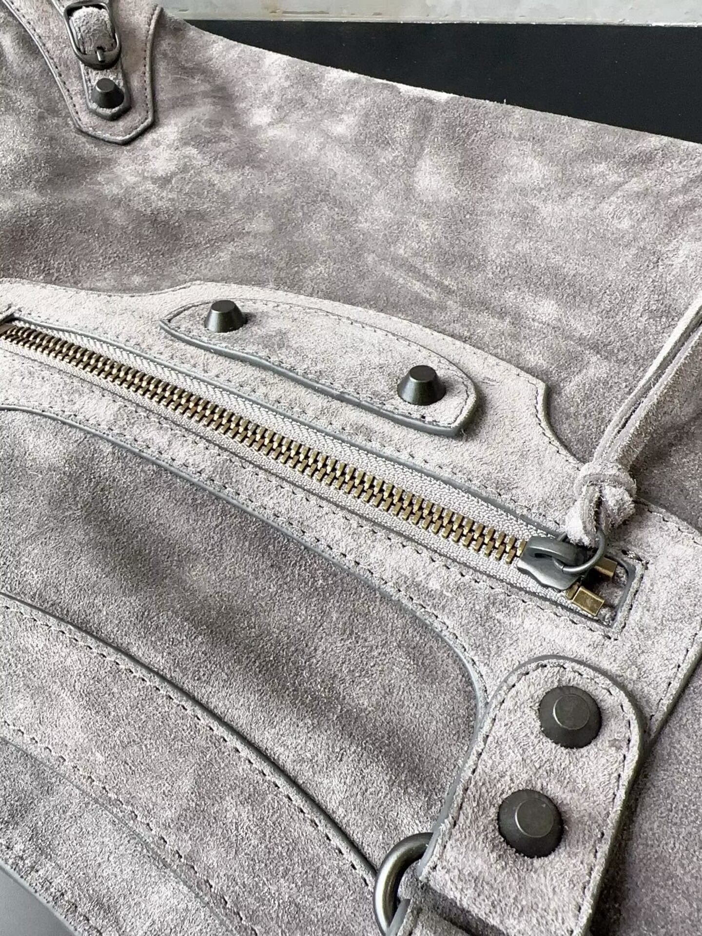 Balenciaga Le City Top Handle Bag B530 Gray Balenciaga Le City Top Handle Bag B530 Gray