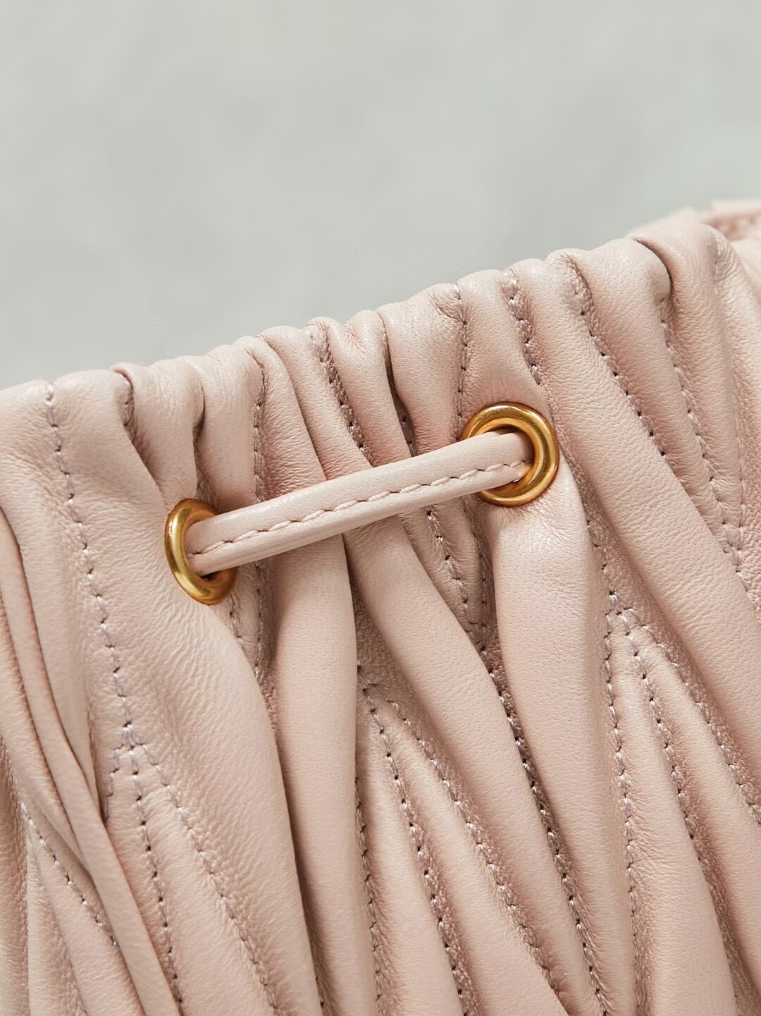 MIU MIU Matelasse Nappa Original Leather Bag 5ND022 Light Pink