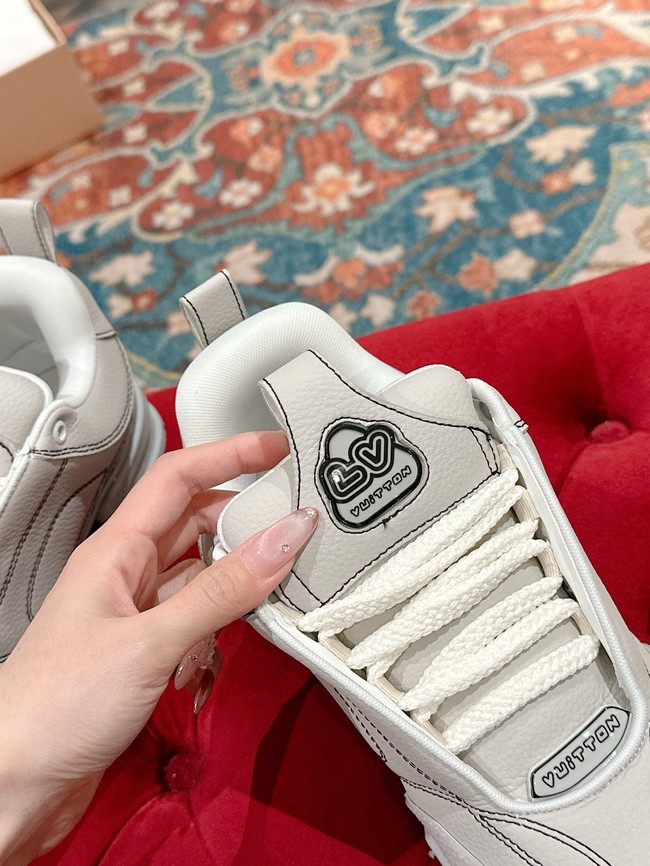 Louis Vuitton Trainer Sneaker 45107-6