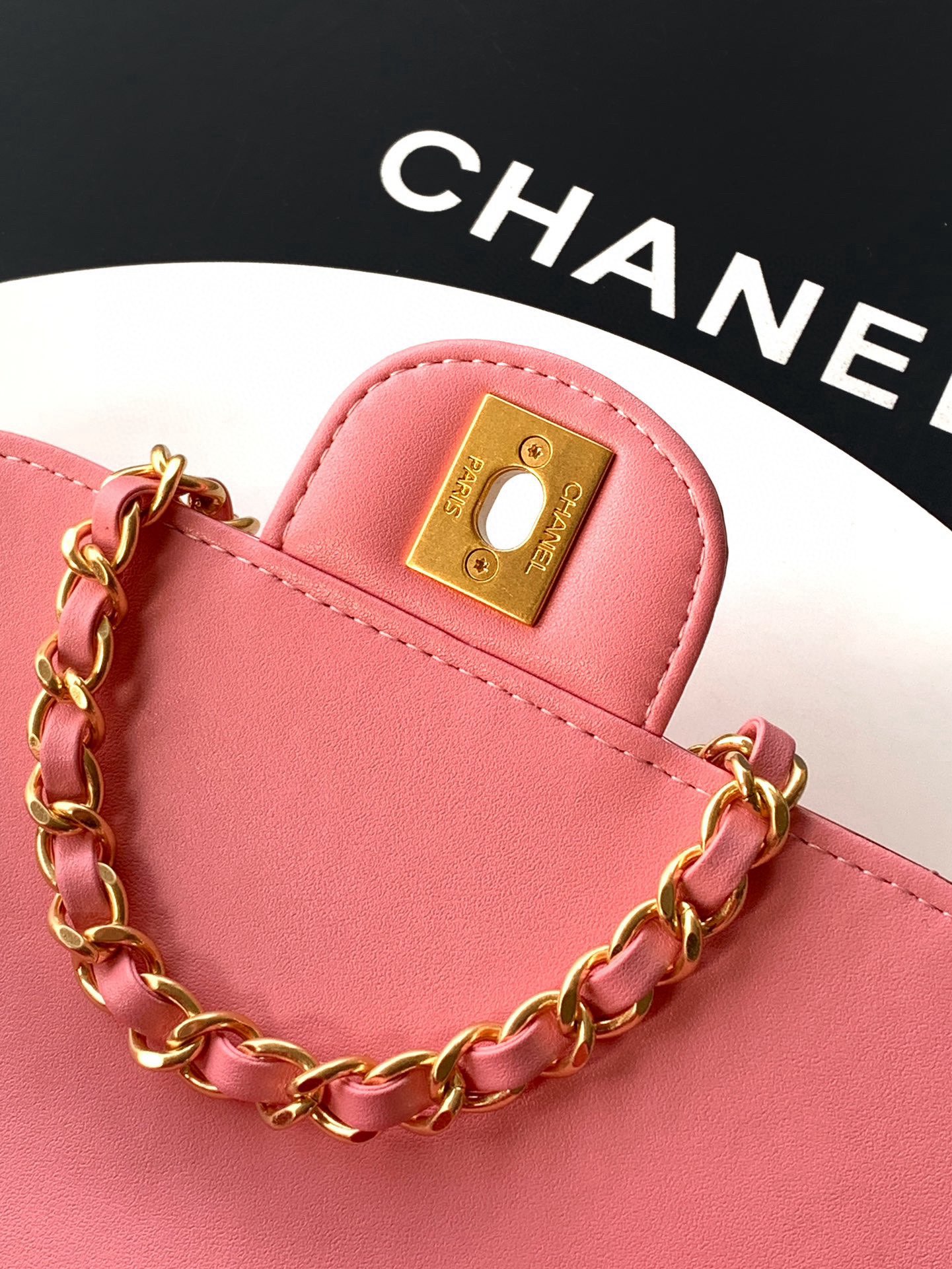 Chanel 25K Original Patent Leather Top Handle Bag A6320 Pink Chanel 25K Original Patent Leather Top Handle Bag A6320 Pink