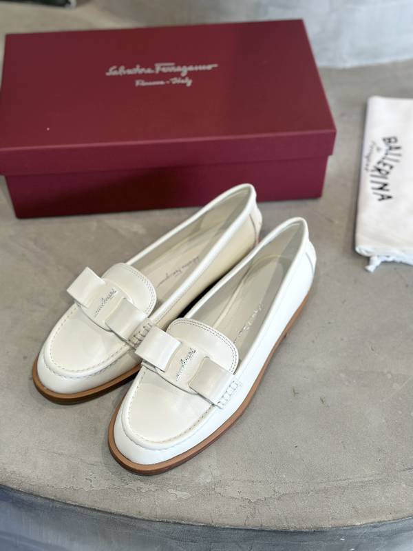 Ferragamo Shoes FMS00094