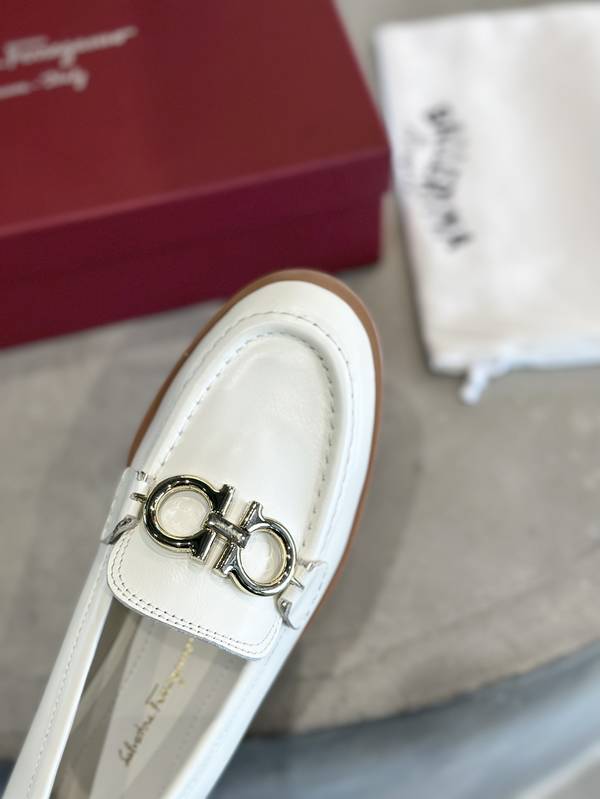 Ferragamo Shoes FMS00097
