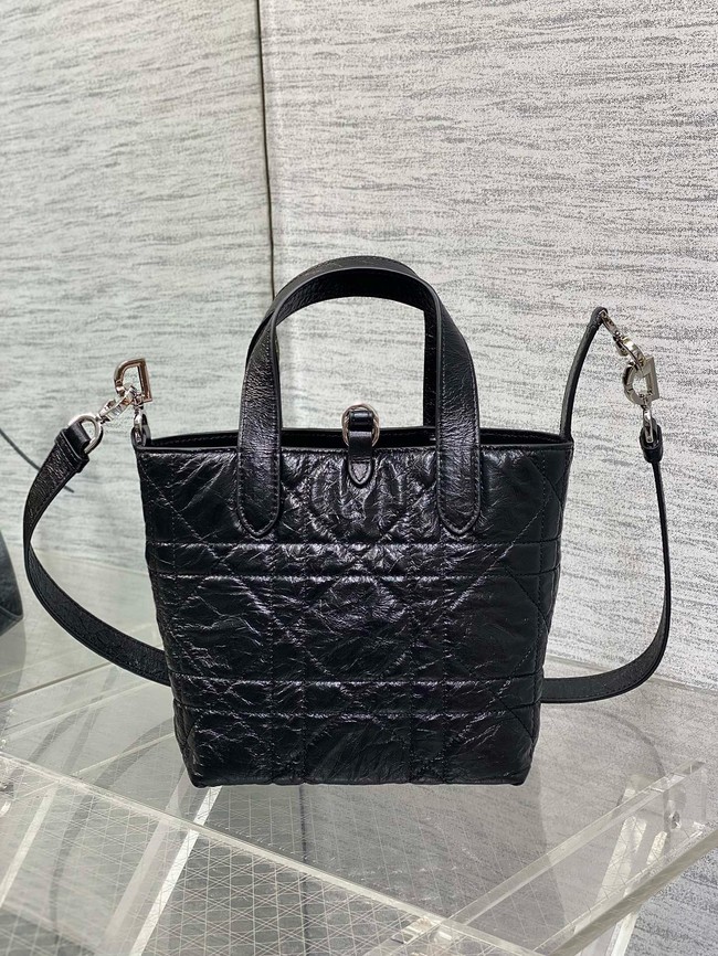 Small Dior Toujours Vertical Tote Bag Macrocannage Crinkled Calfskin M2835 black & Silver