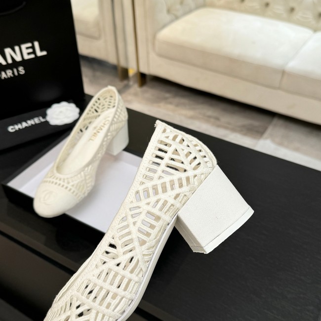 Chanel Embroidered Cotton 69878-4