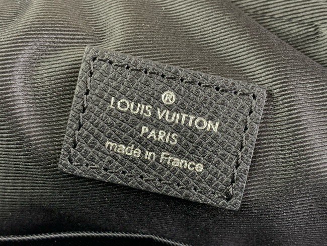 Louis Vuitton Mesenger M30260 black
