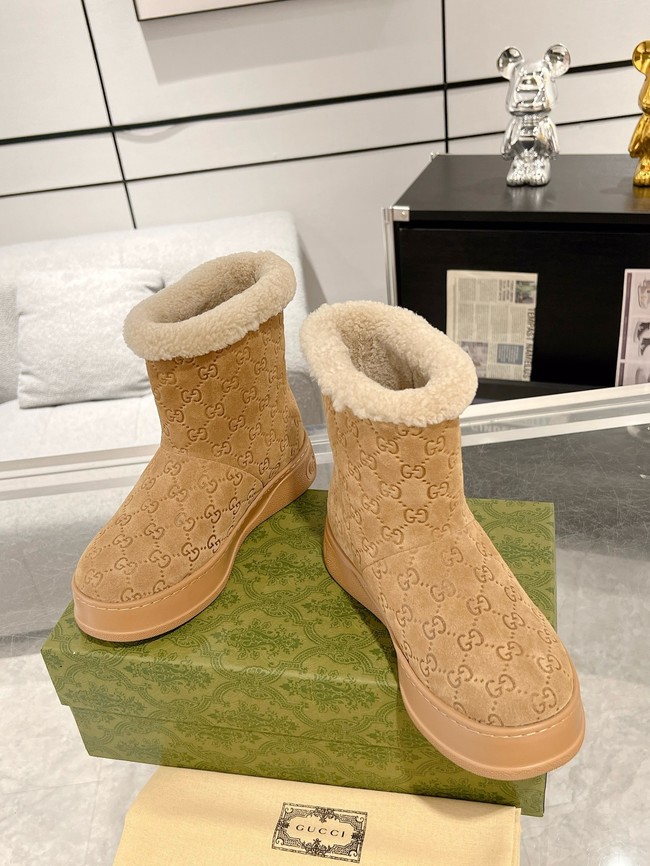 Gucci Womens boot with merino wool lining 857912-1