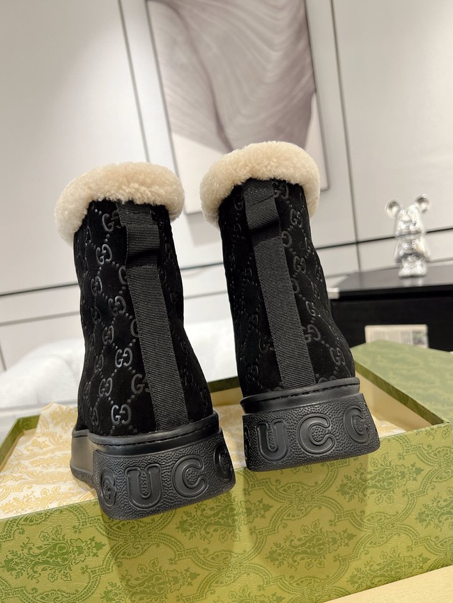 Gucci Womens boot with merino wool lining 857912-2