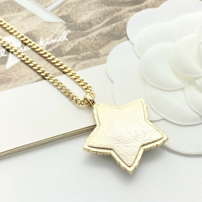 Chanel necklace CE81825