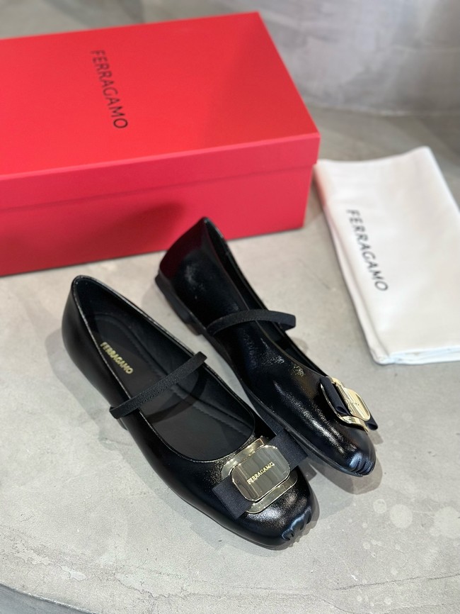 Ferragamo Flat shoes 21039-2
