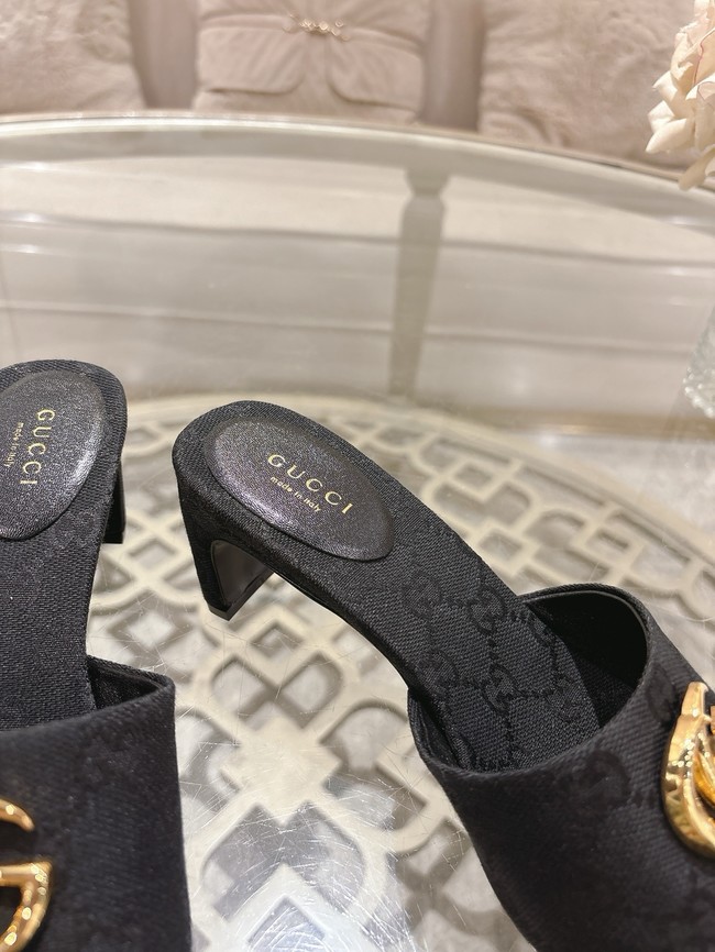 GUCCI Womens slide sandal with Horsebit 21075-5