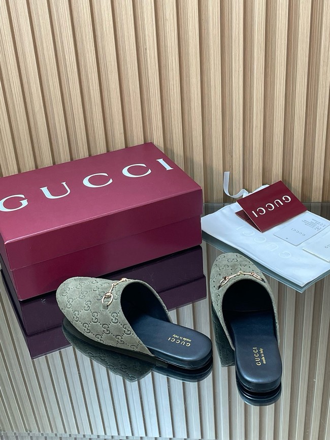GUCCI Womens mule with Horsebit 855409-3