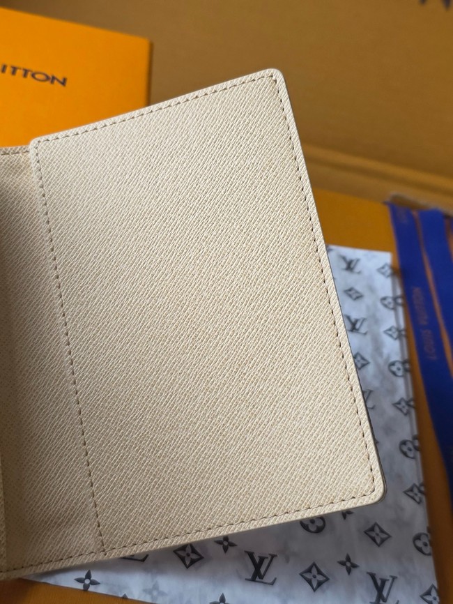 Louis Vuitton Passport Cover M27613 Lin