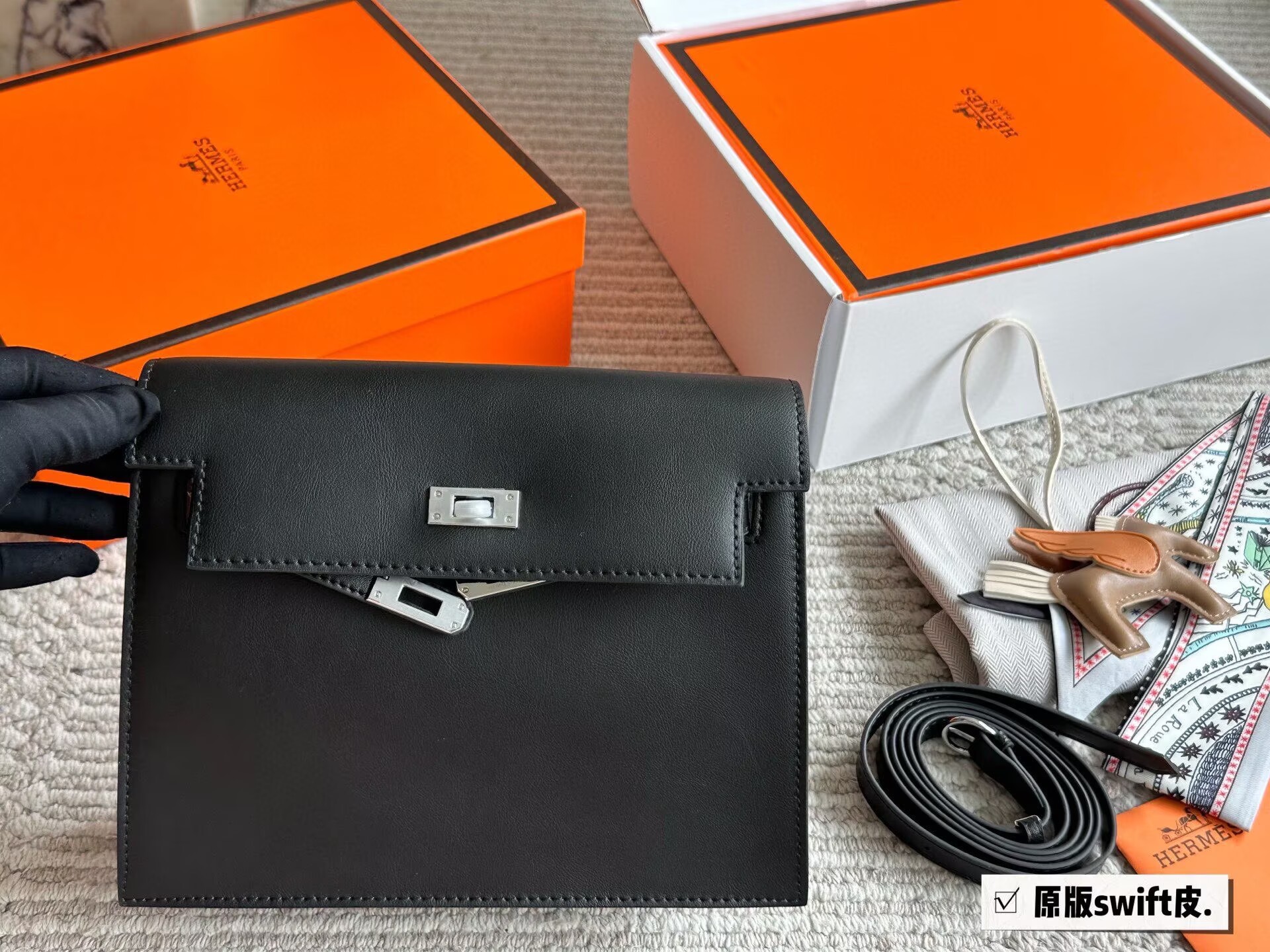 Hermes Kelly Danse Original Swift Leather 22CM KL22 Black