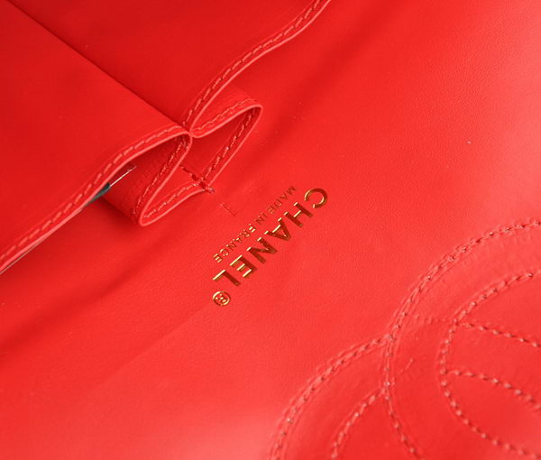Chanel Classic 2.55 Series Red Caviar Golden Chain Quilted Flap Bag 1113 Chanel Classic 2.55 Series Red Caviar Golden Chain Quilted Flap Bag 1113