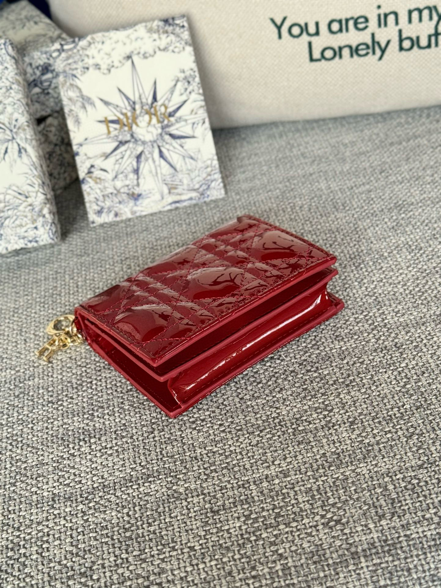 Mini lady Dior gardenia wallet Cherry red Patent Cannage Calfskin D50910