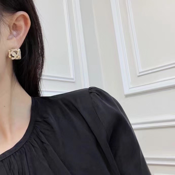 Chanel Earrings CE14404 Chanel Earrings CE14404