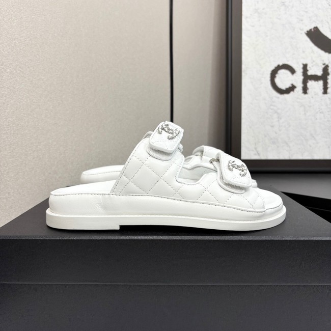 Chanel WOMENS SANDAL 55869-8