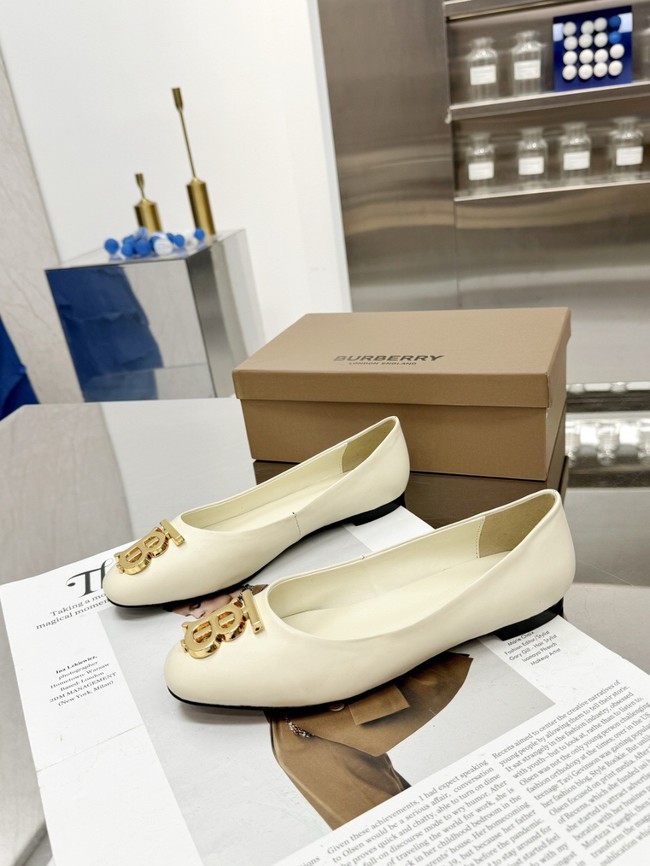 BurBerry Shoes 45068-9