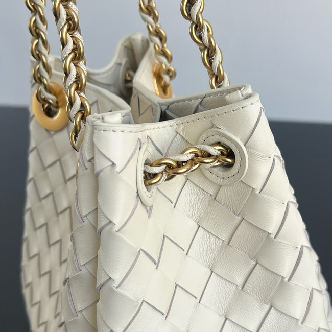 Bottega Veneta Small Parachute Chain 817175 Chalk