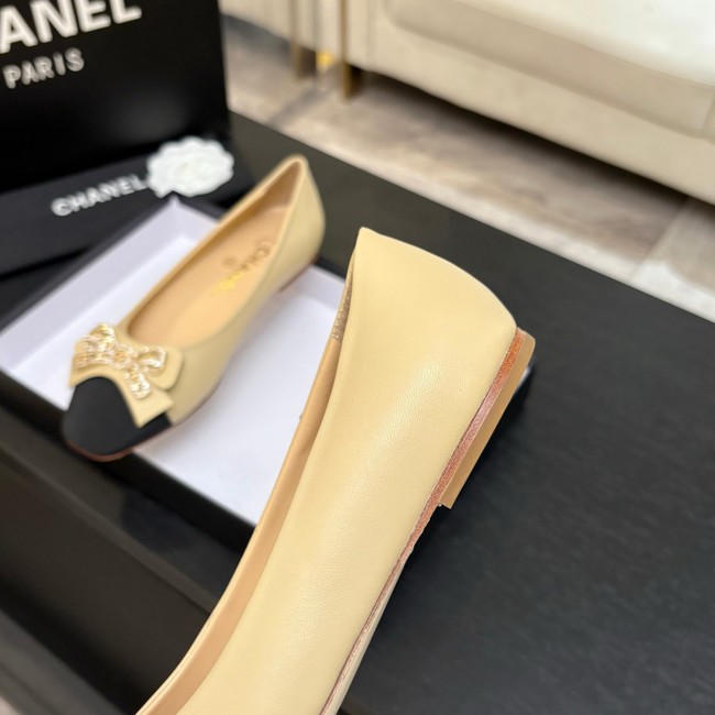 CHANEL Ballet flats C35960-1
