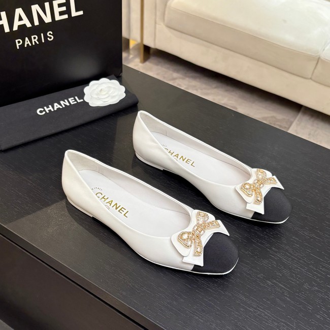 CHANEL Ballet flats C35960-2