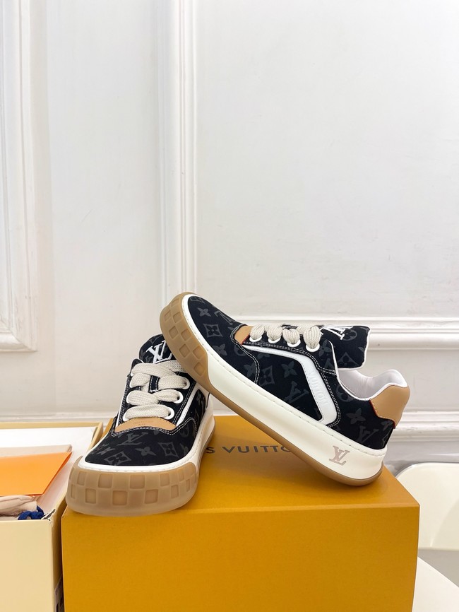 Louis Vuitton Trainer Sneaker 35963-9