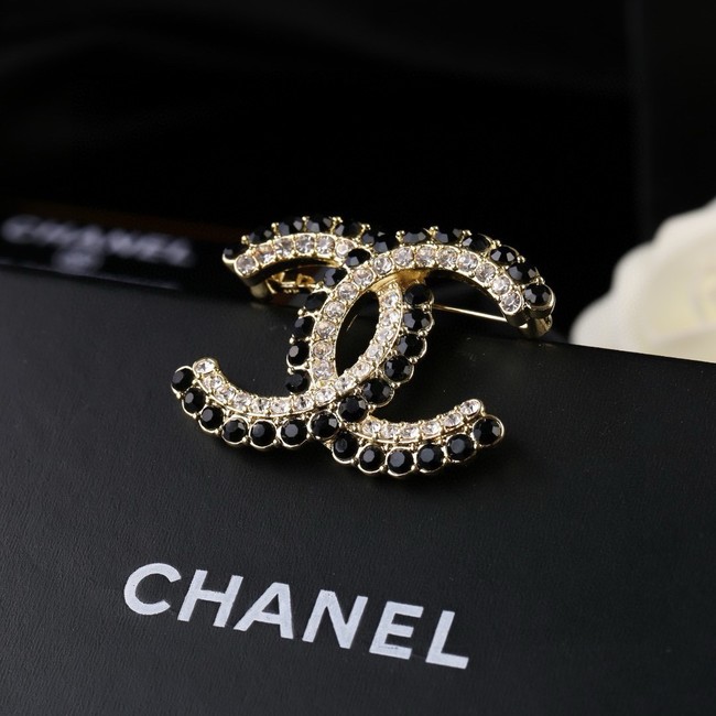 Chanel brooch CE81921