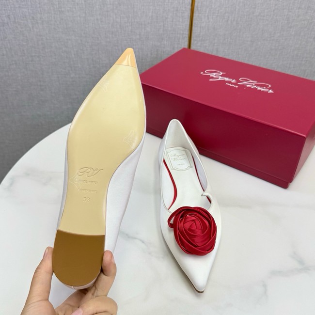 Roger Vivier flats 35979-3