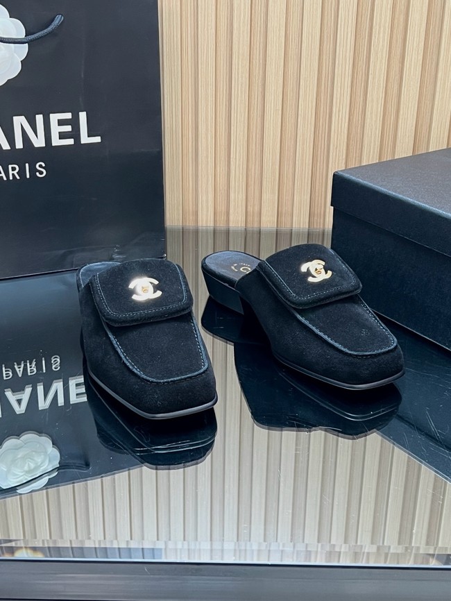 Chanel Mules 67101-1
