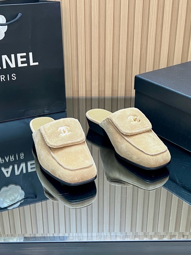 Chanel Mules 67101-2