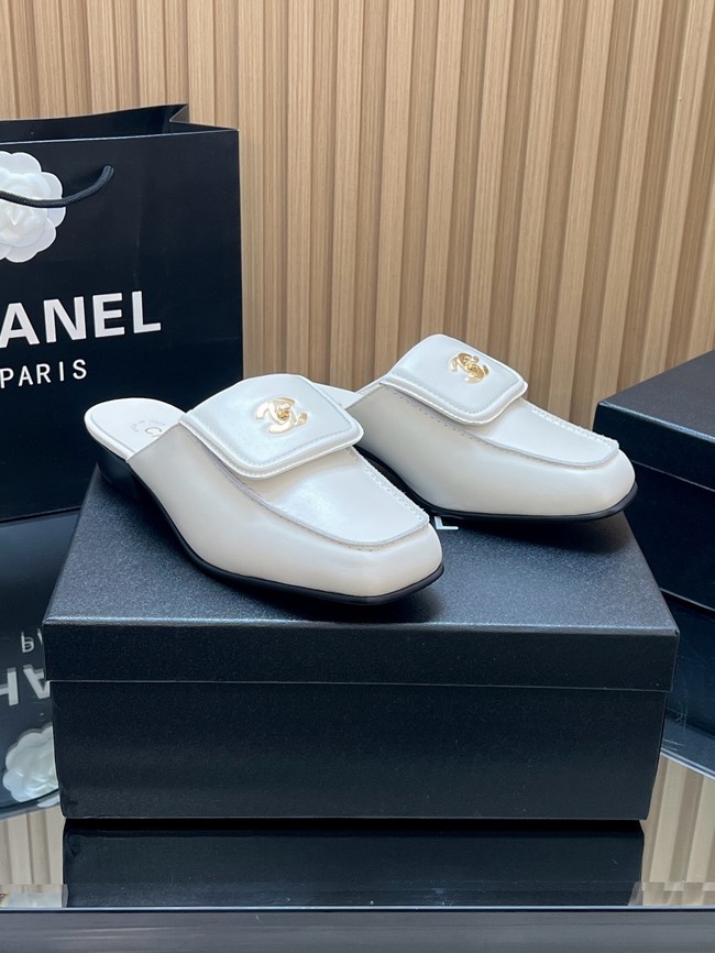 Chanel Mules 67101-4