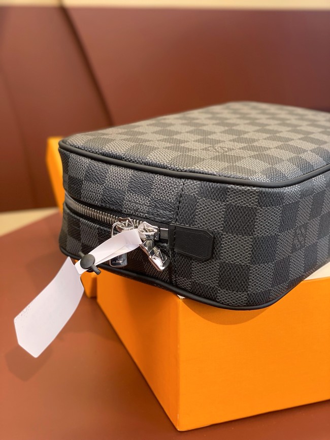 Louis Vuitton Toiletry Bag M47521-1