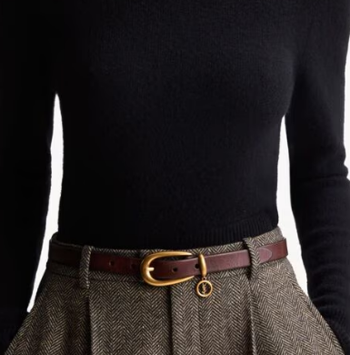 Saint Laurent CASSANDRE charm elongated buckle thin belt in leather S2596-2 Saint Laurent CASSANDRE charm elongated buckle thin belt in leather S2596-2