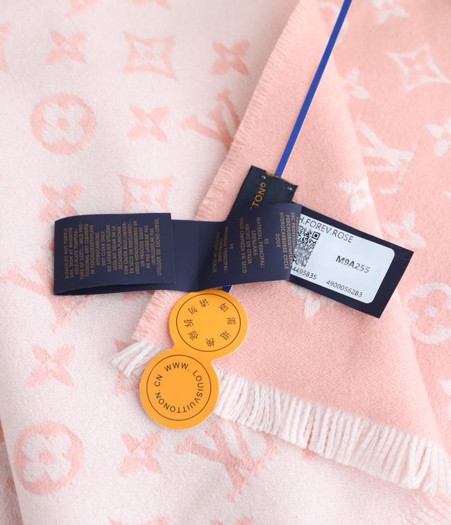 Louis Vuitton New Forevergram Scarf M9A253-4