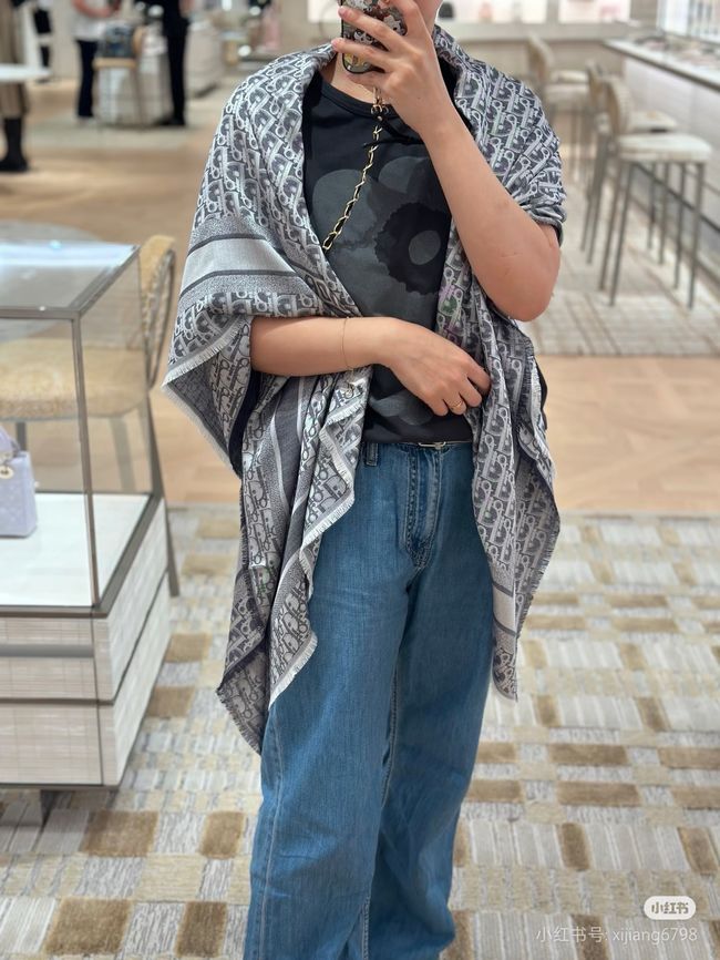 Dior Oblique Shawl Wool and Silk Jacquard I1058-7
