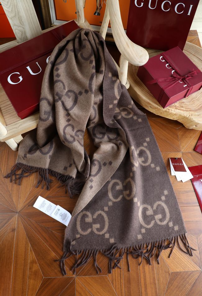 Gucci Reversible Cashmere scarf A006HK-1