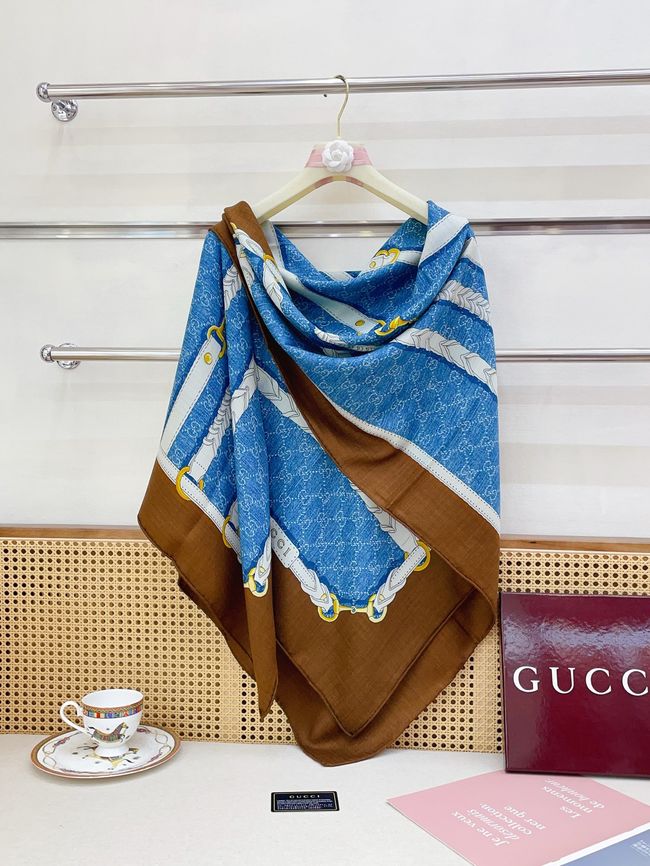 Gucci Shawl Wool and Silk A007HK-2