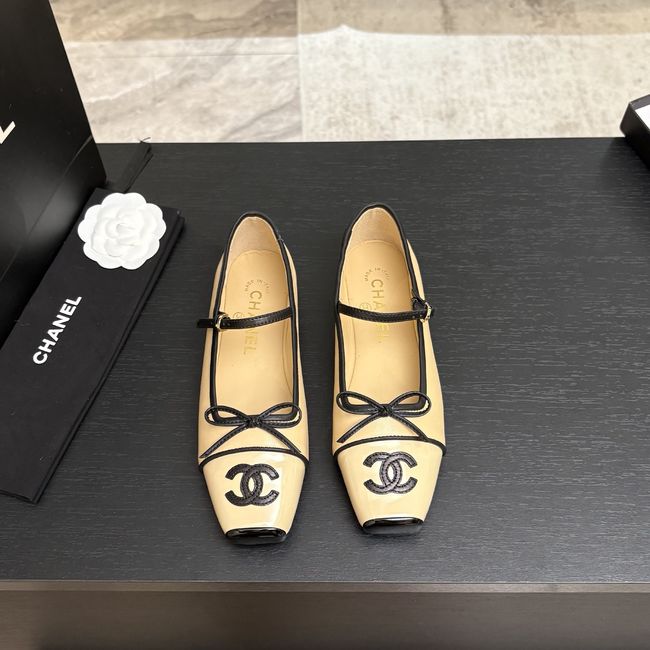 Chanel Mary Janes G47640-6