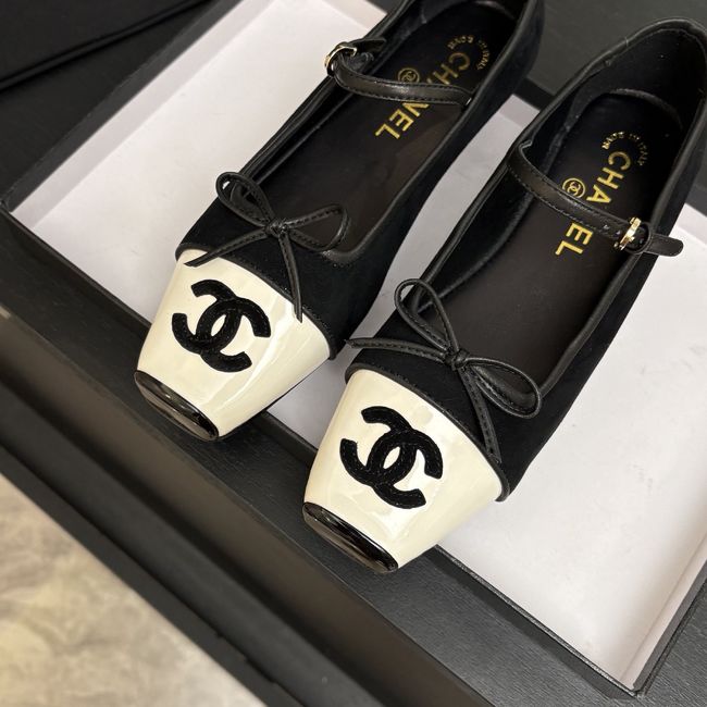 Chanel Mary Janes G47640-7