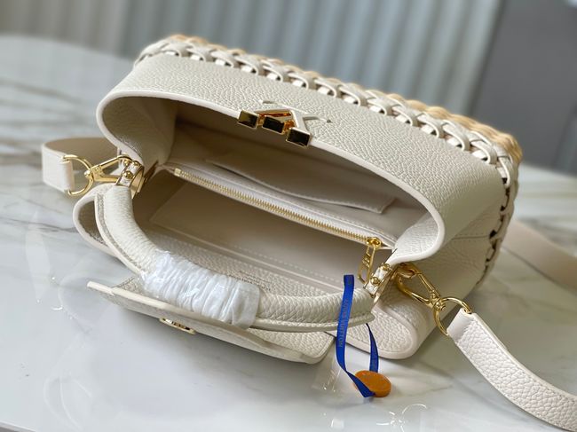 Louis Vuitton Capucines BB M24978 Ivory