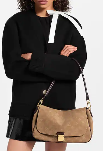 Louis Vuitton New Pochette Metis MM M2A185 Beige Trench