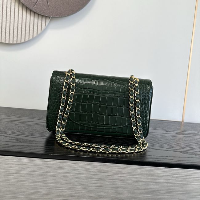 Chanel Small Flap Bag Crocodile Embossed 1112 green&gold