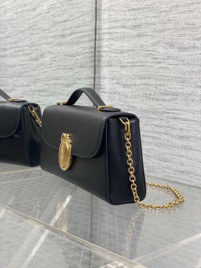 Dior Medaillon Pouch Smooth Calfskin M3671 black Dior Medaillon Pouch Smooth Calfskin M3671 black